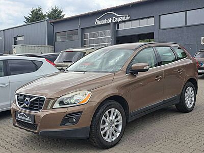 Volvo XC60 XC60 Diesel D5 AWD Summum/4x4/AHK/Leder/Alus/ZV/