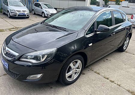 Opel Astra J Lim. 5-trg. Innovation ,Tüv neu