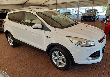 Ford Kuga Titanium Navigation Sitzh .PDC AHK USB Aux