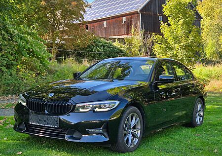 BMW 320 d Sport Line *LED*NAVI*KAMERA*