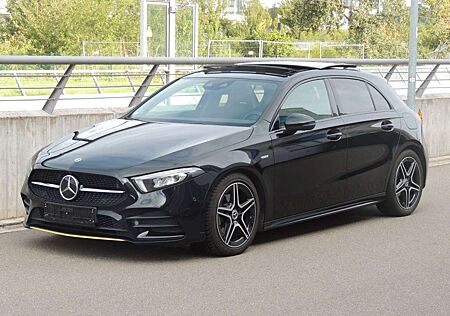 Mercedes-Benz A 180 d AMG Line EDITION Pano Mbux Head-Up VOLLLL