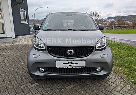 Smart ForTwo coupe Basis 66kW/Pano/Klima/Tempomat/Shz