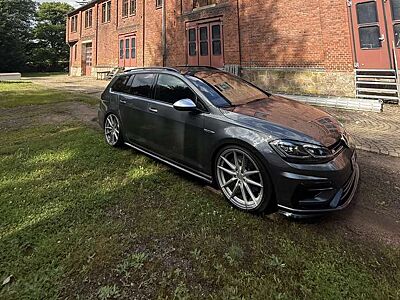 Volkswagen Golf R R