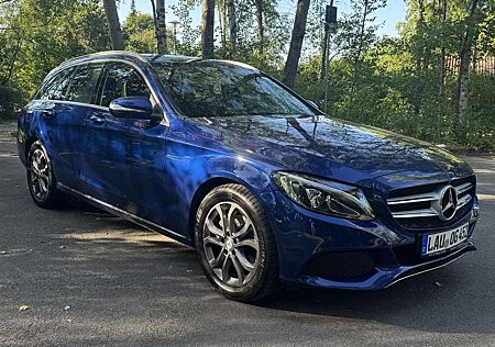 Mercedes-Benz C 200 T 4Matic 7G-TRONIC Avantgarde