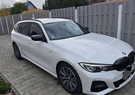 BMW 320d 320 3er Touring Diesel Touring xDrive Aut.
