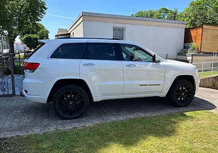 Jeep Grand Cherokee Grand+Cherokee+3.0+V6+Multijet+Automatik+Overland