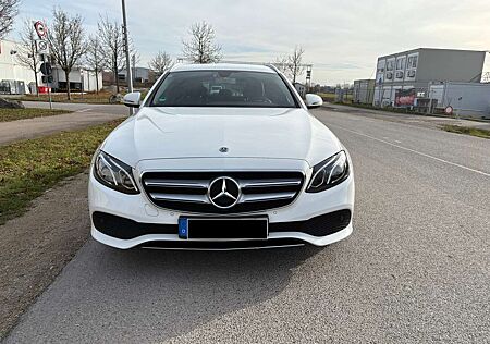 Mercedes-Benz E 220 d T 9G-TRONIC Avantgarde