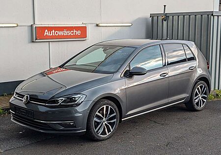 VW Golf Volkswagen VII AID/FullLed/FullAssist/Kamera/Keyless