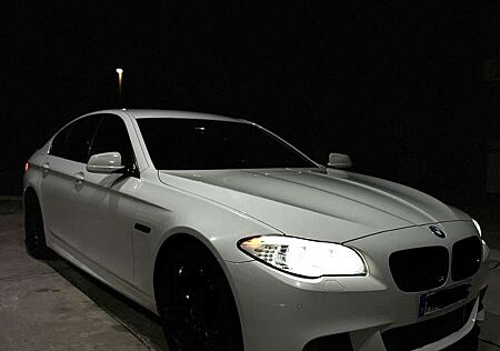 BMW 525d 525 xDrive Sport-Aut.