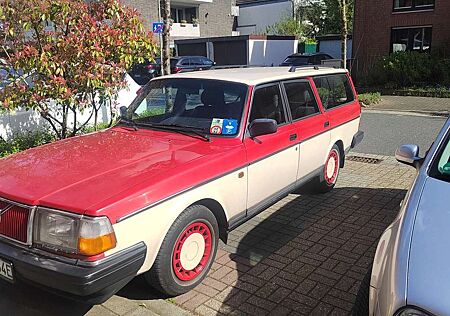 Volvo 245 professionell umgebaut