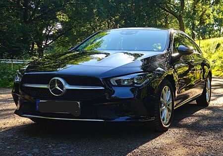 Mercedes-Benz CLA 180 Shooting Brake