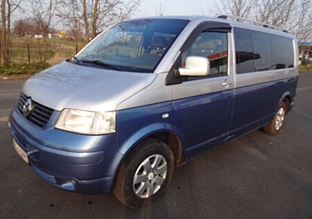 VW T5 California Volkswagen Caravelle Trendline 4Motion lang