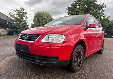 VW Touran Volkswagen Conceptline