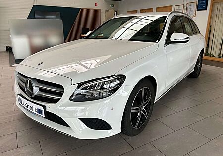 Mercedes-Benz C 220 d Avantgarde/AHK/ACC/KAMERA/LED/APP