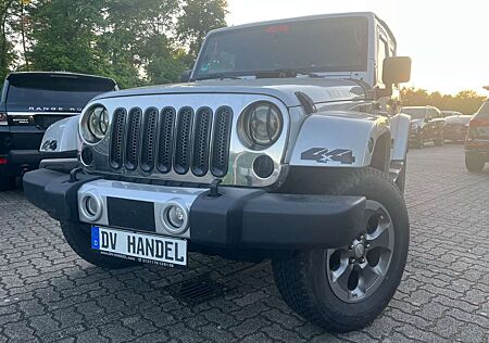 Jeep Wrangler UnlimitedSahara *Autogas/Navi/Sitzhzg.*