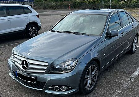 Mercedes-Benz C 180 BlueEFFICIENCY 7G-TRONIC Avantgarde