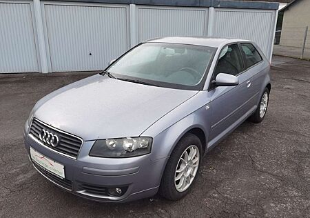 Audi A3 1.6 Attraction/Rentnerfahrzeug/Tüv Neu/