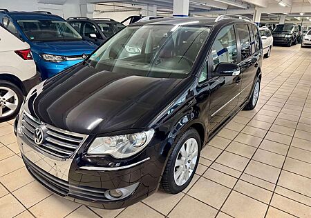 VW Touran Volkswagen 1.4 TSI Highline DSG, Leder, Navi, Bi-Xenon
