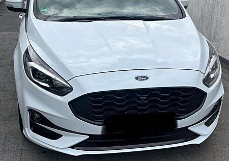 Ford S-Max Hybrid ST-Line