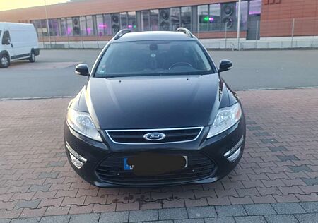 Ford Mondeo Turnier 2.0 TDCi Aut. Titanium