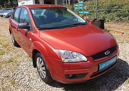 Ford Focus Lim. Style*2-Hand*TÜV-Neu*