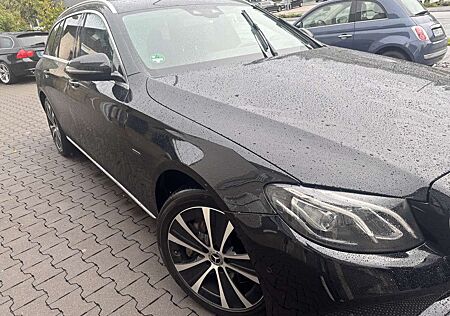 Mercedes-Benz E 300 de (213.216) Leder, Automatk, aus 2. Hand