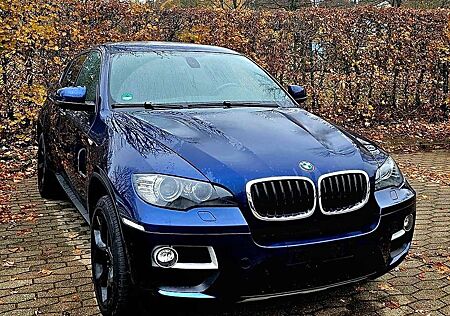 BMW X6 xDrive50i V8