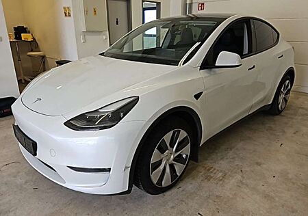 Tesla Model Y Long Range Dual AWD