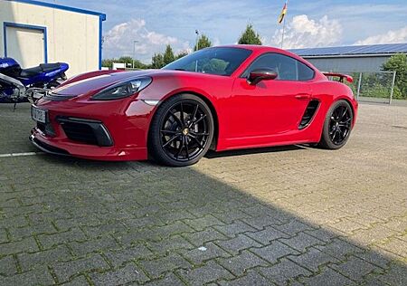 Porsche Cayman 718 T