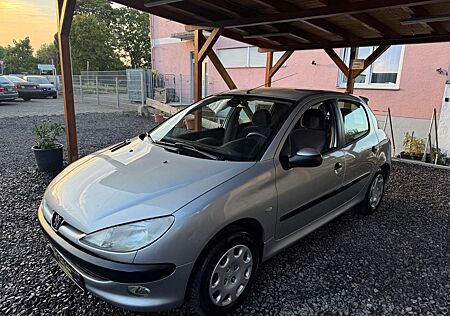 Peugeot 206 / Aus 1 Hand mit klima