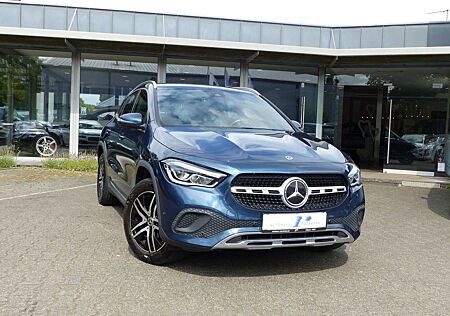 Mercedes-Benz GLA 200 Aut. AHK WR Navi Kamera Teillder