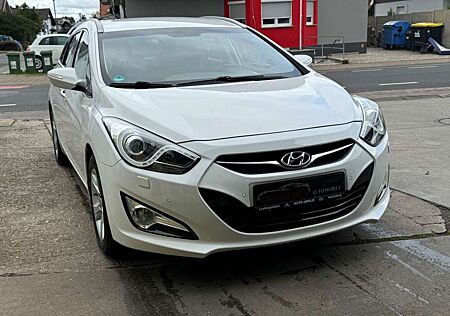 Hyundai i40 cw 5 Star Edition / XENON / NAVI / KAMERA