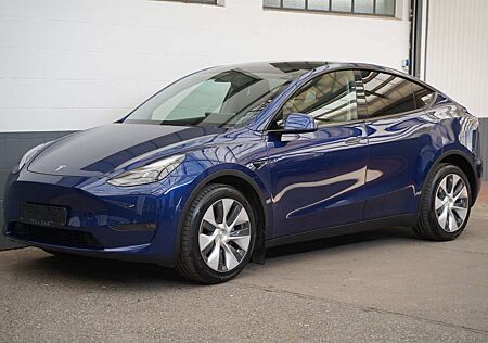 Tesla Model Y Long Range AWD *AHK*Matrix-LED*