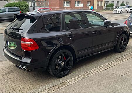 Porsche Cayenne Tiptronic S GTS