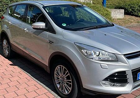 Ford Kuga 2.0 TDCi 4x4 Aut. Titanium