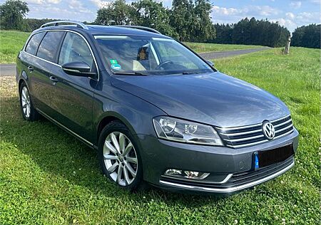 VW Passat Variant Volkswagen 2.0 TDI BlueMotion Technology Exclusive