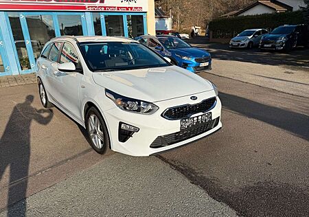 Kia XCeed Ceed SW / cee'd SW Vision