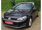 VW Golf Volkswagen 1.2 TSI Lounge Limousine BMT Voll S-Heft 1.Hand