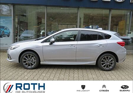 Subaru Impreza 2.0ie 8 fach bereift Platinum Allrad Navi Leder LE