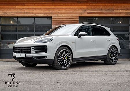 Porsche Cayenne E-Hy 470PS |Kreide|22"|Luft|Inno|BOSE