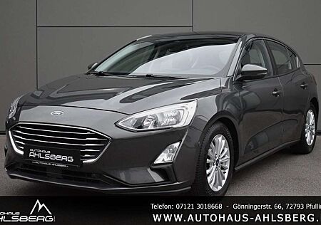 Ford Focus Titanium/ 1,0 ECOBOOST/PANO/AHK/LED/ACC/KAMARA
