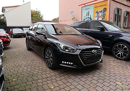 Hyundai i40 cw blue Premium Leder AHK kamera Sitzbelüft