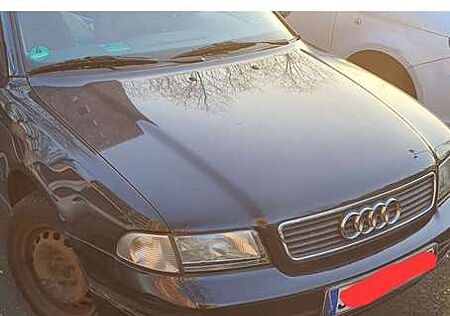 Audi A4 1.6
