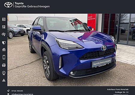 Toyota Yaris Cross Hybrid FWD Team Deutschland