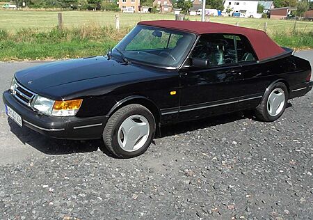 Saab 900 i 16 Cabrio