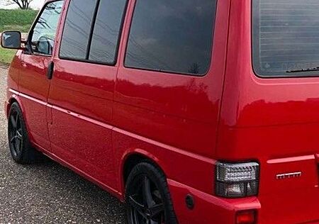 VW T4 Multivan Volkswagen Multivan 2.5 Syncro M.Aufstd./W23