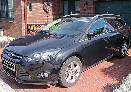 Ford Focus Turnier Turnier 1.6 Ti-VCT Champions Edition