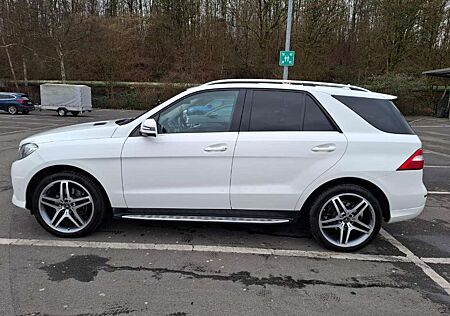 Mercedes-Benz ML 350 ML350 BlueTEC AMG-Line 4MATIC 7G-TRONIC Edition 16