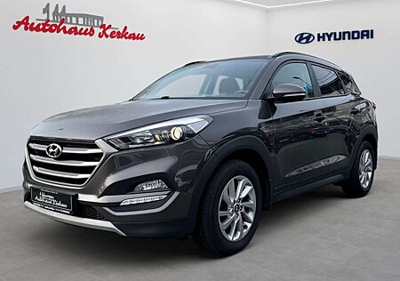 Hyundai Tucson 2.0 CRDi 4WD Style +Panodach+AHK