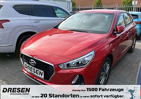 Hyundai i30 Trend 1.4 SHZ LenkradHZG Spurhalteass. AHK . Alarm